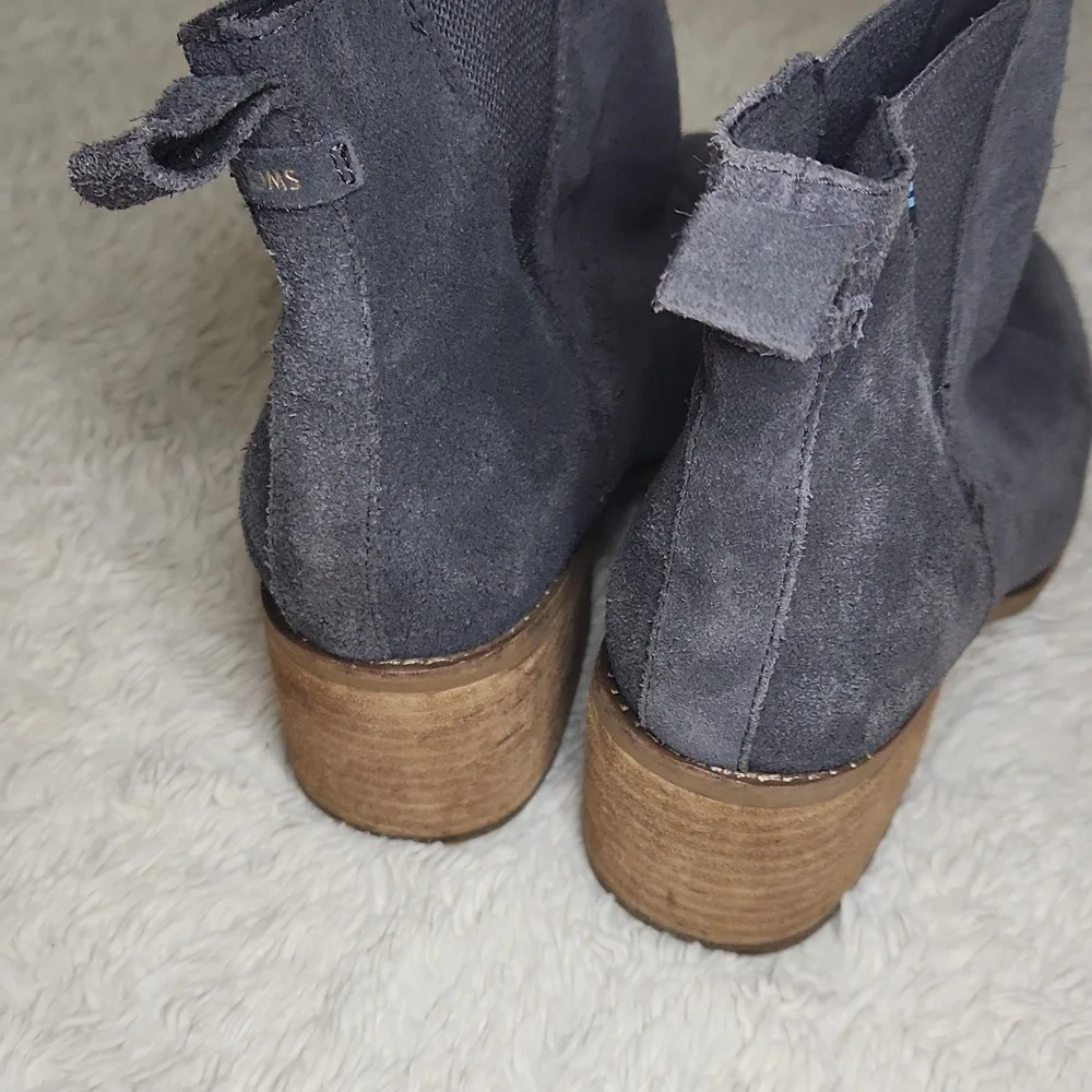 Women's Toms Esme Gray Boots Sz 8.5